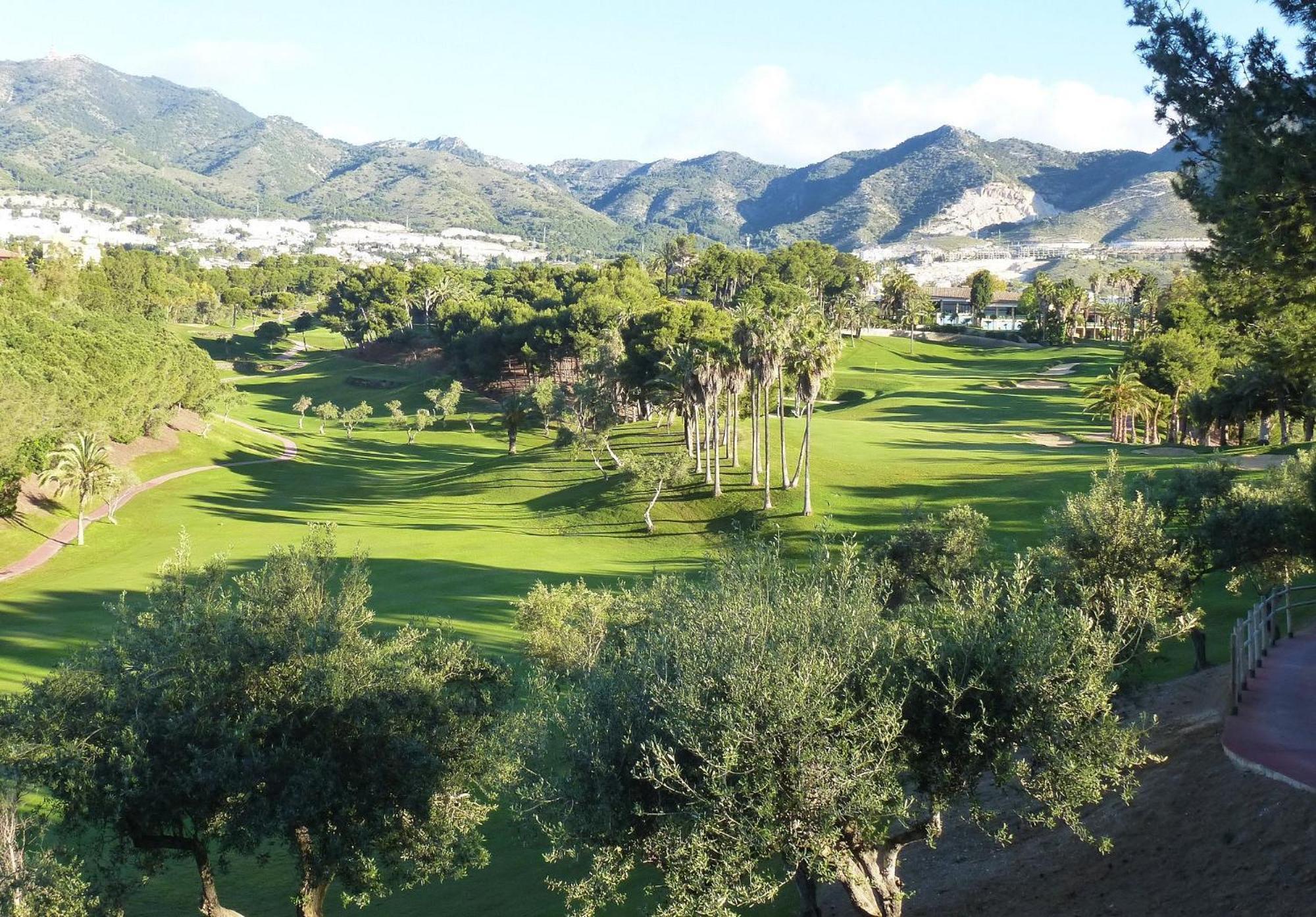 Stylish 2br With Big Terrace Near And Golf Appartement