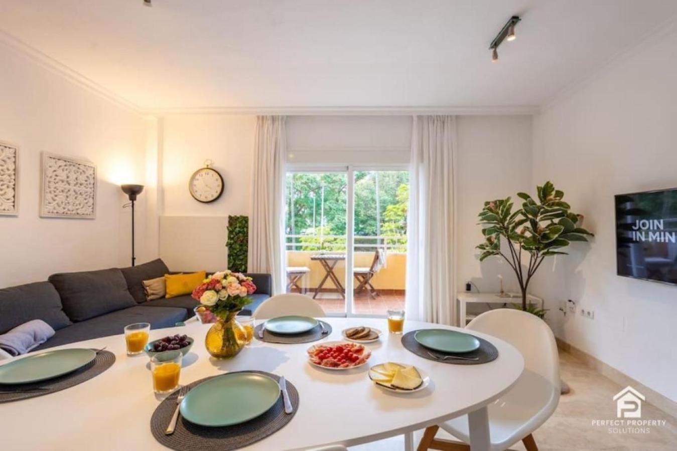 Stylish 2br With Big Terrace Near And Golf Appartement *